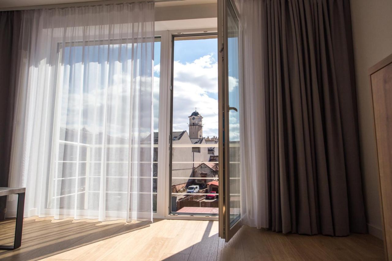 City Apartment Poprad Eksteriør bilde