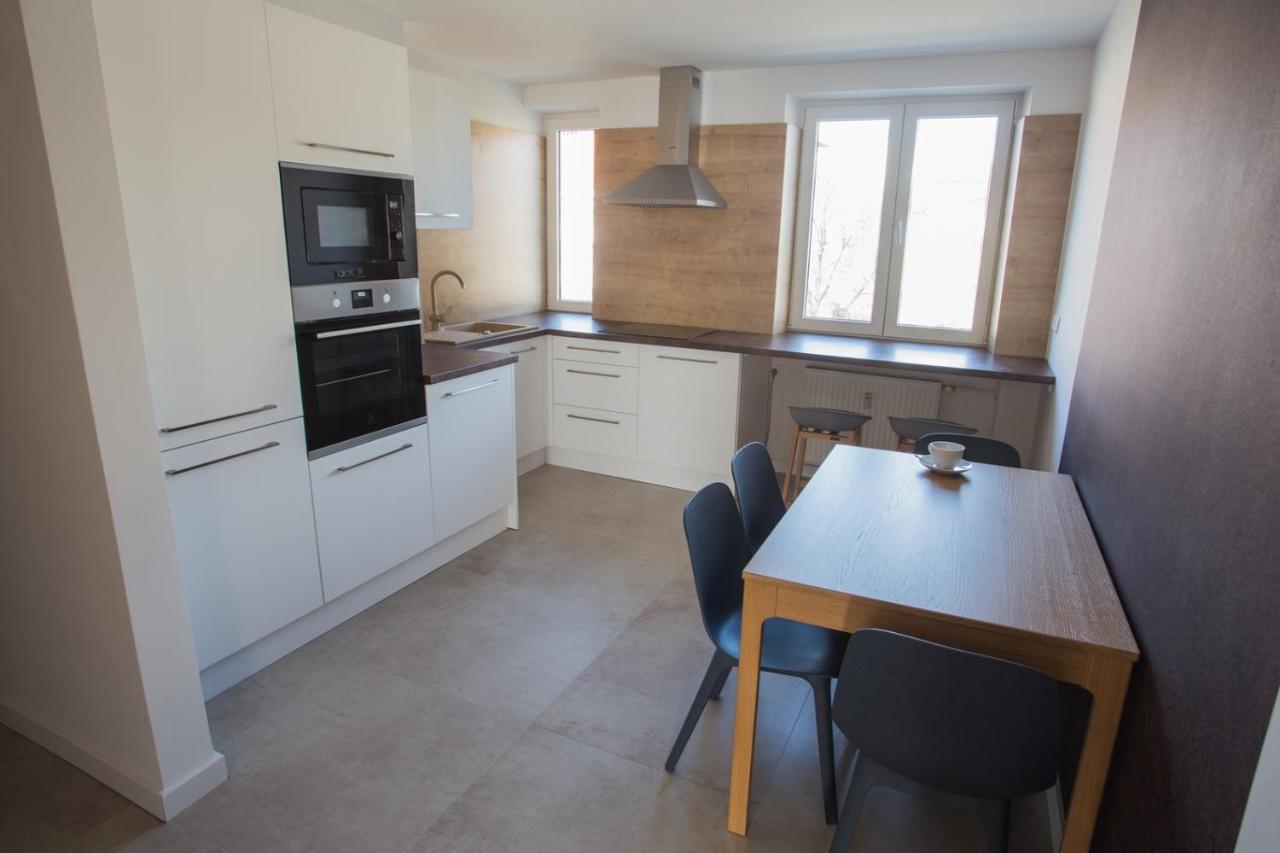 City Apartment Poprad Eksteriør bilde