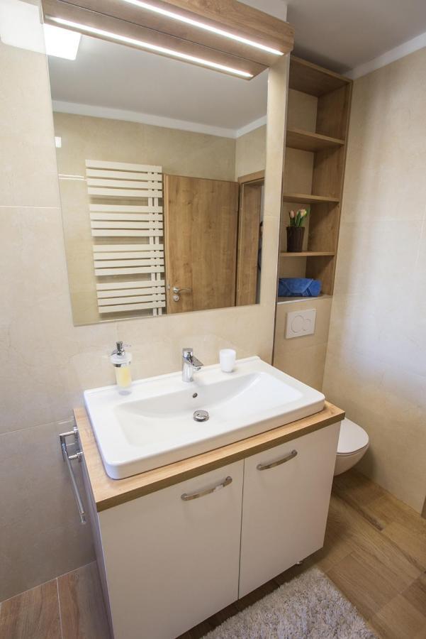 City Apartment Poprad Eksteriør bilde